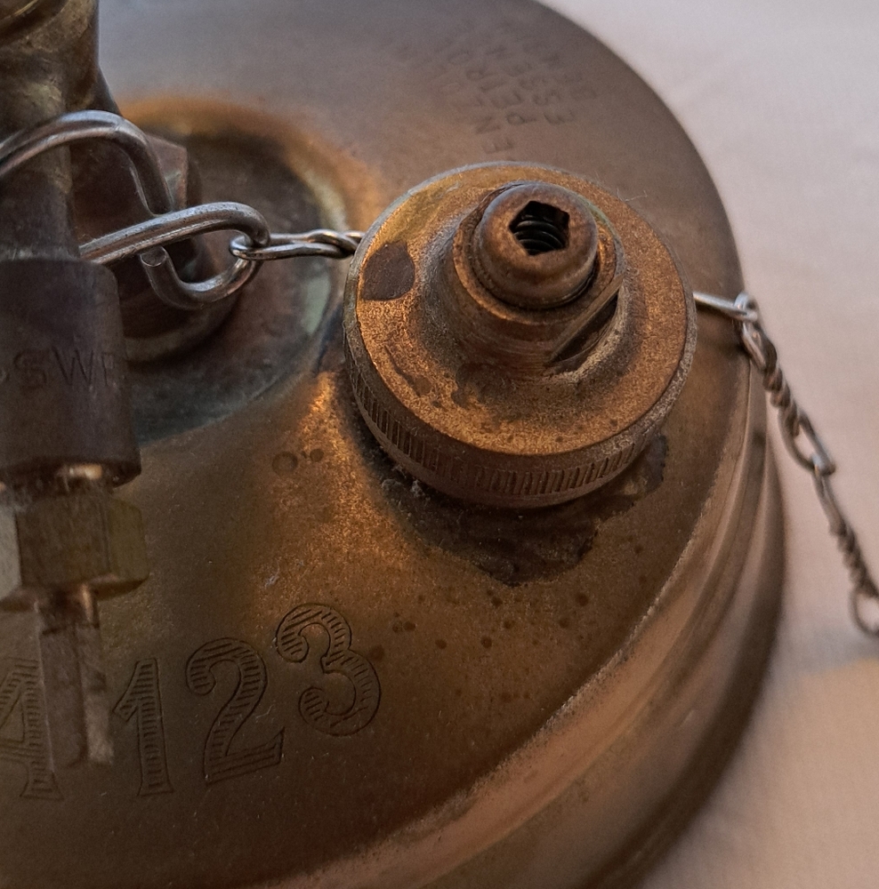Vintage Brass SVEA 123 Camping Stove Sweden - Picture 5 of 7